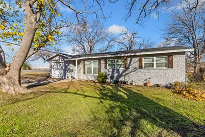 1001 Altamont Drive, Fort Worth, TX 76106 - Photo 5