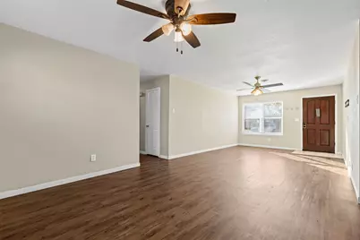 1001 Altamont Drive, Fort Worth, TX 76106 - Photo 11