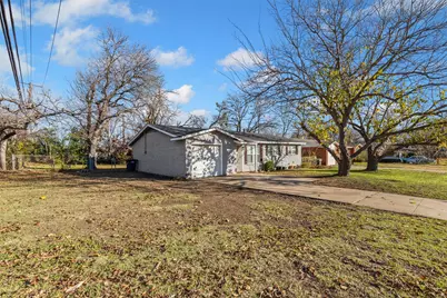 1001 Altamont Drive, Fort Worth, TX 76106 - Photo 3