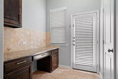 3920 Canton Jade Way, Arlington, TX 76005 - Photo 7
