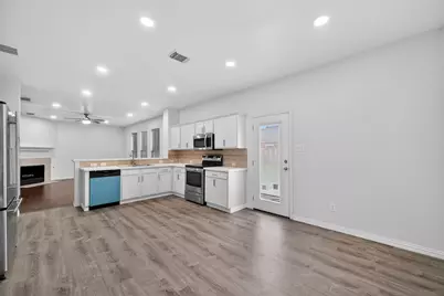 1060 Westbrook Court, Grand Prairie, TX 75052 - Photo 13