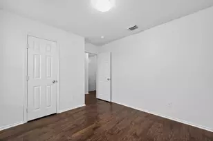 1060 Westbrook Ct, Grand Prairie, TX 75052 - Photo 33