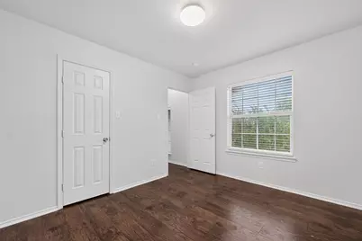 1060 Westbrook Court, Grand Prairie, TX 75052 - Photo 29