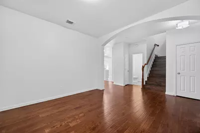 1060 Westbrook Court, Grand Prairie, TX 75052 - Photo 3