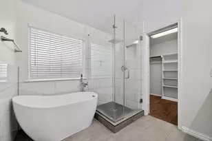 1060 Westbrook Ct, Grand Prairie, TX 75052 - Photo 25