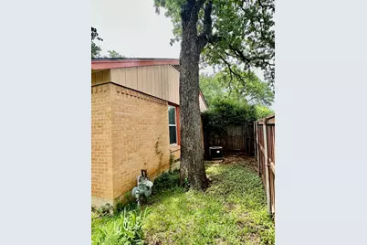 10803 Leota Drive, Dallas, TX 75217 - Photo 7