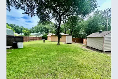 10803 Leota Drive, Dallas, TX 75217 - Photo 33