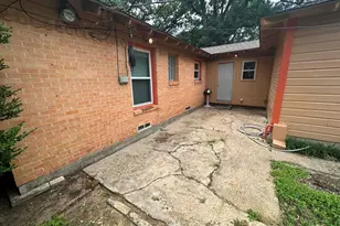 10803 Leota Dr, Dallas, TX 75217 - Photo 39