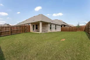 9704 Autumn Leaves Ln, Aubrey, TX 76227 - Photo 27