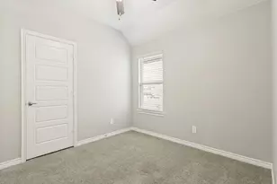 9704 Autumn Leaves Ln, Aubrey, TX 76227 - Photo 17