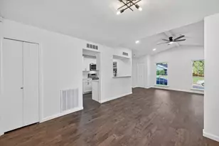 428 Dollins St, Cedar Hill, TX 75104 - Photo 11