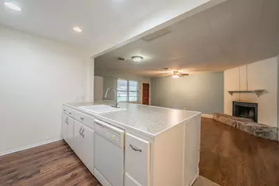 804 N Ector Drive, Euless, TX 76039 - Photo 13
