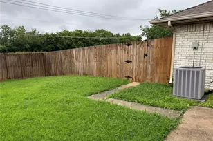 2217 Woodcreek, Carrollton, TX 75006 - Photo 3