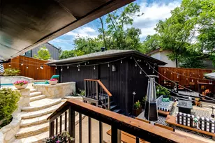 9744 Wisterwood Dr, Dallas, TX 75238 - Photo 25