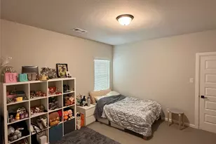 2561 Four Roses Dr, Lewisville, TX 75056 - Photo 9