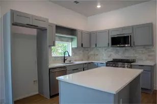 506 N Monroe, Kaufman, TX 75142 - Photo 9