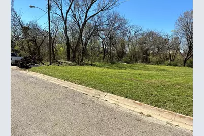 1103 Field Street, Gainesville, TX 76240 - Photo 3