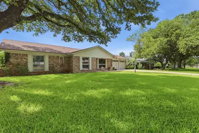 1323 Hemphill Drive, Cleburne, TX 76033 - Photo 5