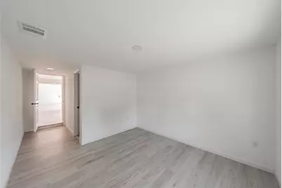 2402 E Overton Road, Dallas, TX 75216 - Photo 25