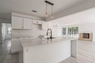 2402 E Overton Road, Dallas, TX 75216 - Photo 7