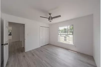 2402 E Overton Road, Dallas, TX 75216 - Photo 19