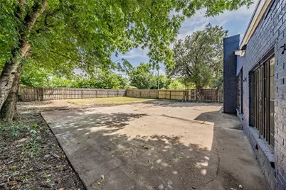 2402 E Overton Road, Dallas, TX 75216 - Photo 25