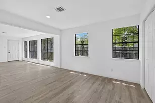2402 E Overton Rd, Dallas, TX 75216 - Photo 17