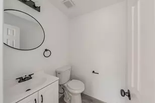 2402 E Overton Rd, Dallas, TX 75216 - Photo 33