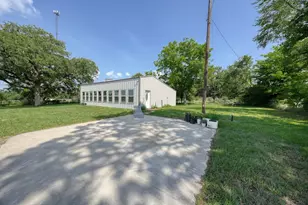 6899 N State Hwy 19, Palestine, TX 75803 - Photo 3
