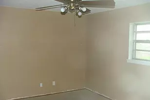 1808 Edgewood Dr, Bridgeport, TX 76426 - Photo 5