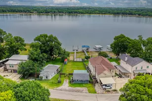 1028 W Lake Dr, Weatherford, TX 76087 - Photo 7