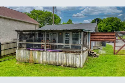 1028 W Lake Drive, Weatherford, TX 76087 - Photo 51