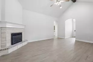 816 Haley St, Springtown, TX 76082 - Photo 17