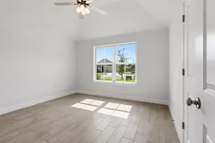 816 Haley St, Springtown, TX 76082 - Photo 31
