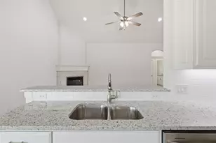 816 Haley St, Springtown, TX 76082 - Photo 9
