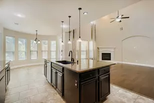 6912 Barolo Dr, Rowlett, TX 75088 - Photo 9