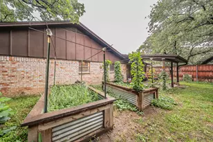 608 Sandlin Dr, Bedford, TX 76021 - Photo 5