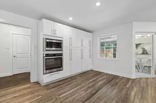 6821 Kingsbury Dr, Dallas, TX 75231 - Photo 9