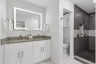 6821 Kingsbury Drive, Dallas, TX 75231 - Photo 15