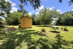 302 N O'Tyson, Mt Pleasant, TX 75455 - Photo 17