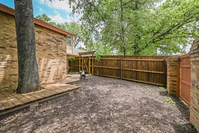 1446 Palmnold Circle W, Fort Worth, TX 76120 - Photo 5