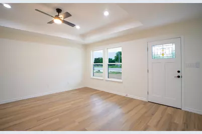 1331 Palestine, Mexia, TX 76667 - Photo 5