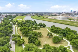 2012 W Lotus Ave, Fort Worth, TX 76111 - Photo 37