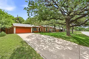 2012 W Lotus Ave, Fort Worth, TX 76111 - Photo 39