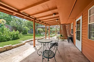 2012 W Lotus Ave, Fort Worth, TX 76111 - Photo 27