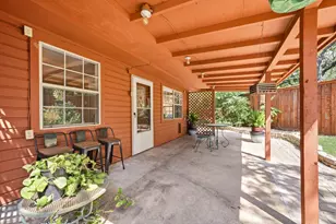 2012 W Lotus Ave, Fort Worth, TX 76111 - Photo 25
