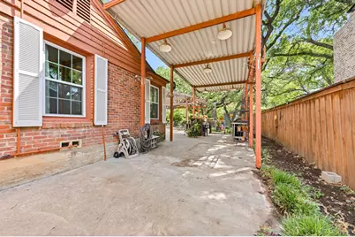 2012 W Lotus Avenue, Fort Worth, TX 76111 - Photo 33