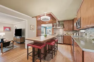 2012 W Lotus Ave, Fort Worth, TX 76111 - Photo 7
