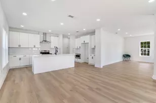 718 Grandview Ave, Dallas, TX 75223 - Photo 9