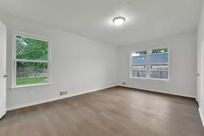 2630 Pasteur Avenue, Dallas, TX 75228 - Photo 13